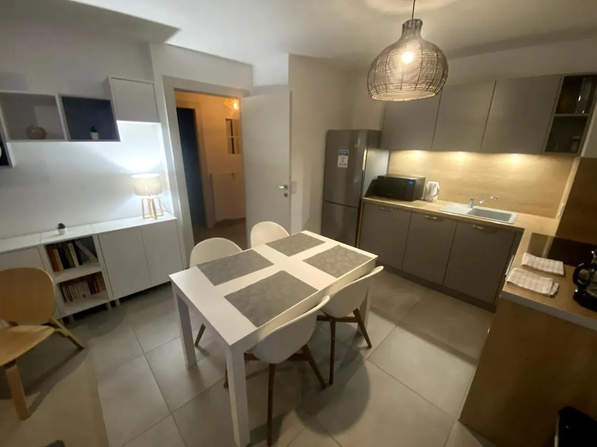 Apartment Petit Nid Au Centre Ville Avec Garage Prive Annecy